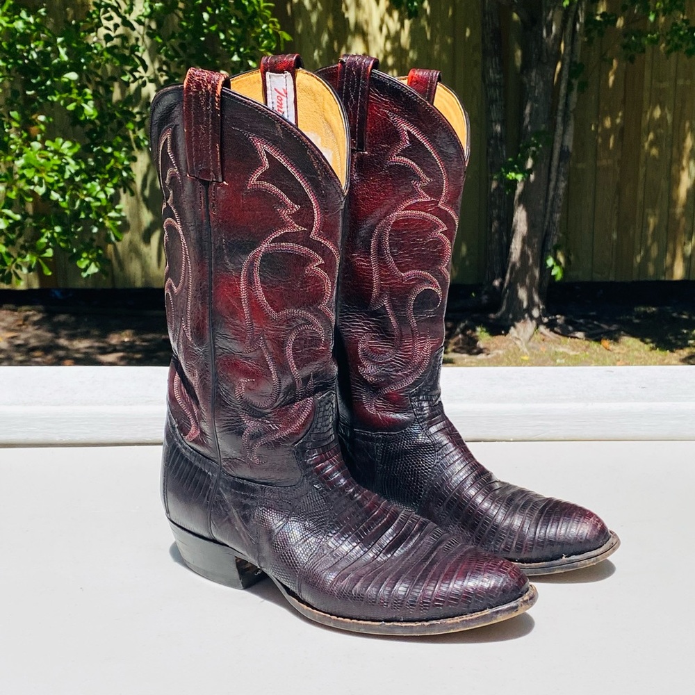 Tony Lama Burgundy Lizard Western Cowboy Boots fits women’s size 10